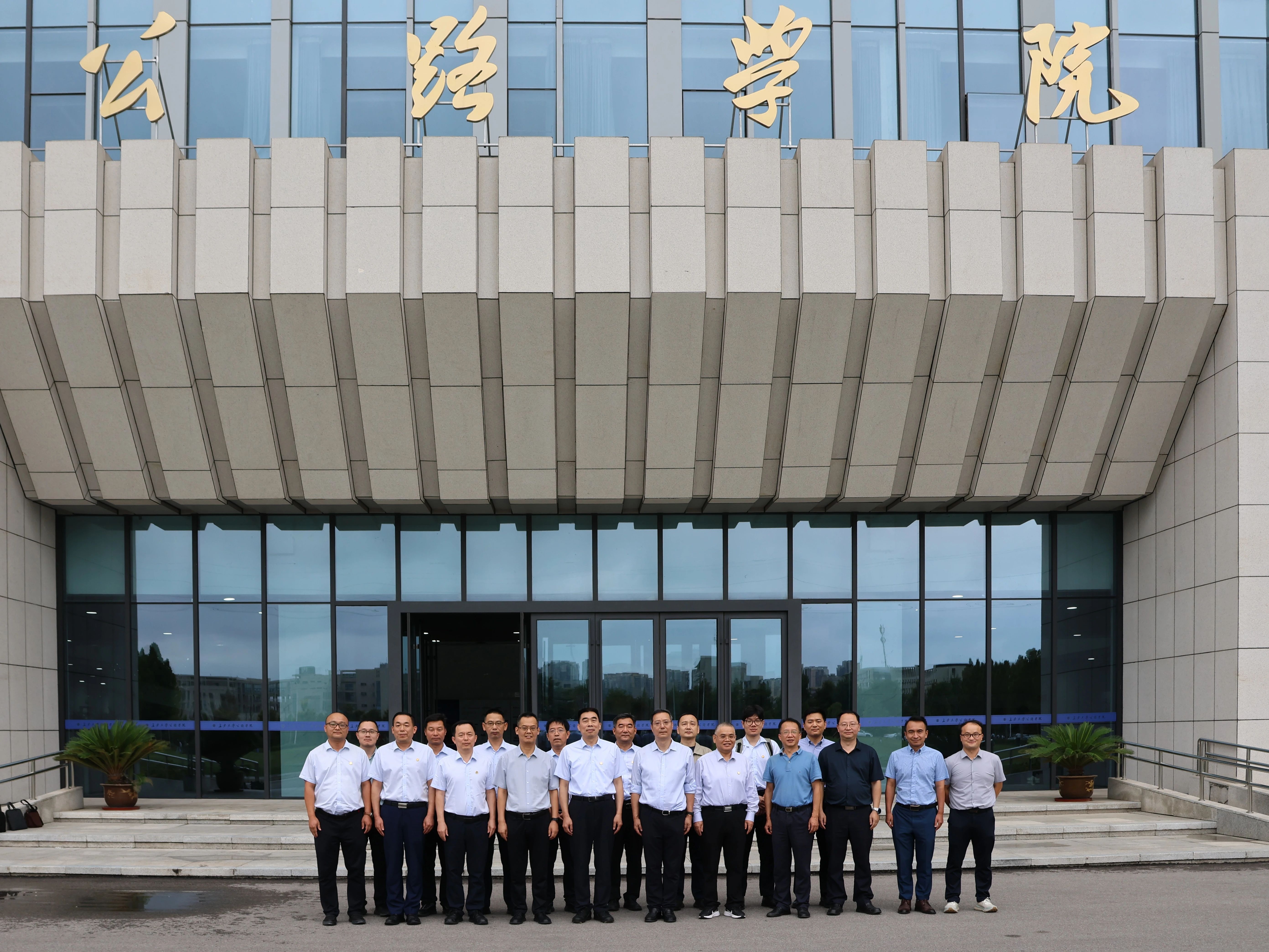 微信图片_20250911155949.jpg